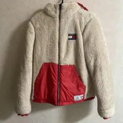 TOMMY JEANS リバーシブルボアジャケット