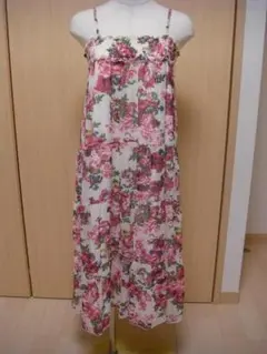 【L'EST ROSE】レストローズ ペイントローズマキシ丈 キャミワンピース