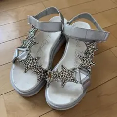 【Bridget Birkin】 星モチーフ ビジューサンダル シルバーのサムネイル