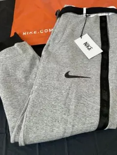 2025年最新】nike sacai パンツの人気アイテム - メルカリ