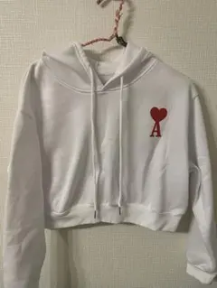 ハートとAのプリント クロップドパーカー SHEIN M