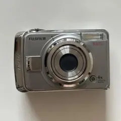 美品【完動品】FUJIFILM FinePix A900 シルバー 単三電池 - メルカリ