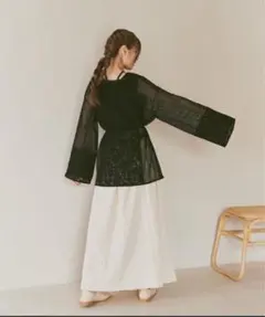 【美品】moi tytto 切替えメッシュ編みトップス 『ブラック』のサムネイル