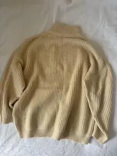 DIVIDED ベージュ ニットセーター Sサイズ