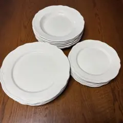 大大特価Noritake コンテンポラリー金縁大皿中皿小皿5枚セット - メルカリ