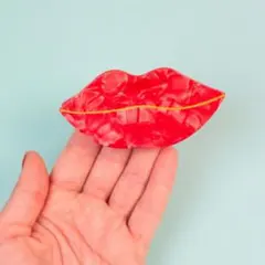 新品●唇 バレッタ ヘアクリップ