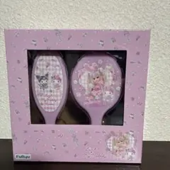 LiccA My Melody Kuromi 　おめかしミラー＆ブラシセット