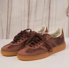 美品 adidas HANDBALL SPEZIAL 23cm