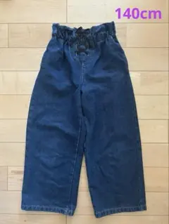 GU デニムブルー ワイドパンツ　長ズボン140cm