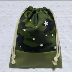 ハンドメイド、迷彩、星柄の給食袋、巾着袋、コップ入れ、緑