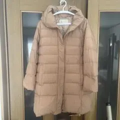 【美品】ベージュダウンジャケット 42号サイズ
