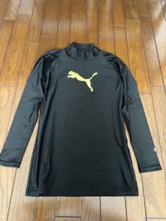 Puma 黒 長袖 ハイネックシャツ
