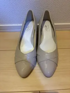 ベージュ クロス切り替え パンプス