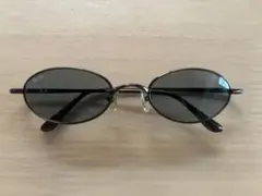 Ray-Ban オーバル型サングラス ブラック