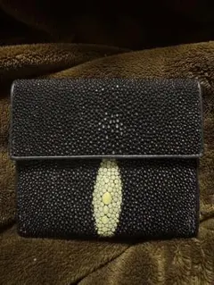 エイ革 二つ折り財布 黒