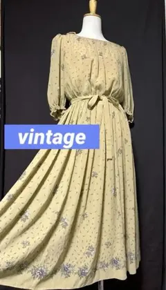 日本製　S〜Mぐらい　ヴィンテージ　プリーツワンピース