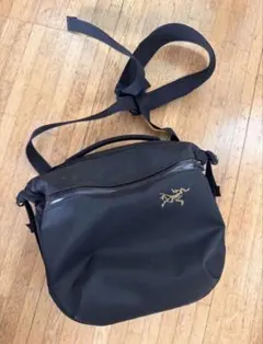 2026年最新】arc'teryx arro 8の人気アイテム - メルカリ