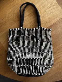 The Bagmati マクラメ編み かごバッグ 黒白