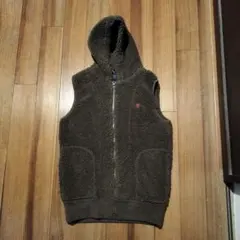 新品同様美品！Gymplex フード付きボアベスト L