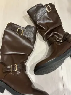 ブラウン クロコダイル風ブーツ