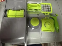 多機能 ベジタブルチョッパー スライサー 調理器具のサムネイル