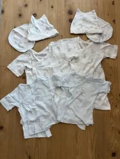 ディズニーベビー肌着 8点セット 帽子 スタイつき　双子