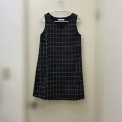 グレーと白のチェック柄 ノースリーブワンピース