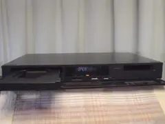 Item thumbnail for item 30c9c520-46e3-4231-8209-de315e749770