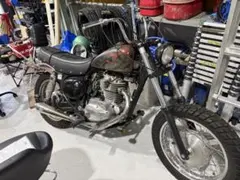 エストレヤ250 車体のサムネイル