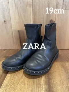 ZARA kids スタッズ付きソフトブーツ　19
