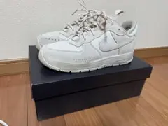 【最終価格です】Nike ホワイト スニーカー