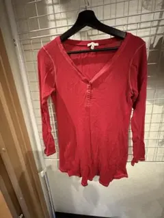 Gap 赤 長袖Tシャツ