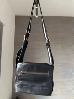 BALLY 黒 ショルダーバッグ