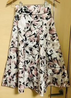 アプワイザーリッシェ 花柄スカート