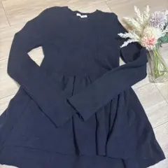 大人気　GU ネイビー ペプラム　ペプラムニット　長袖ニット Mサイズ