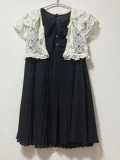 ブラックプリーツドレス レース付き 発表会