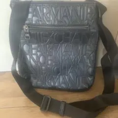 ★中古　Armani Exchange ブラックショルダーバッグ★アルマーニのサムネイル