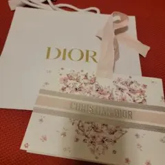 Dior　2026 限定桜ハートギフトバッグ　ショッパー