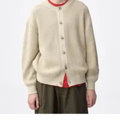 GU リリヤーンクルーネックカーディガン　目黒蓮