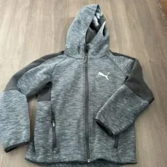 Puma フード付きスウェットパーカーグレー　　2