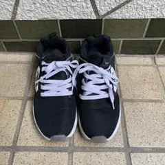 ロキシー　レディーススニーカーのサムネイル