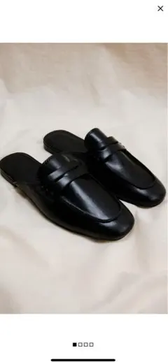 ローファーサンダル