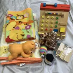 レジのおもちゃ、ぬいぐるみ、プーさんのブランケットとぬいぐるみ