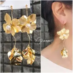No.26 大ぶり マットゴールドフラワー×艶ゴールド花びら ペタルピアス
