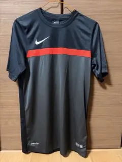 【NIKE】ナイキ DRI-FIT 半袖シャツのサムネイル