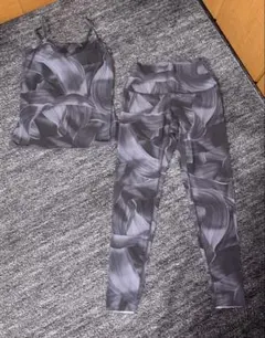 DANSKIN ヨガウェアセット Mサイズ グレー系