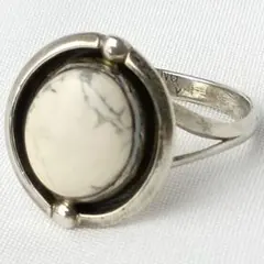 希少 ナバホ族 リング STERLING T.BENALLY 白石 逸品のサムネイル