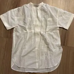 半袖ブラウス