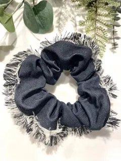 Item thumbnail for item 5bd1f372-3891-483a-8b71-e0cd4059b294