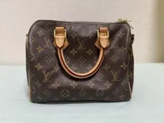 LOUIS VUITTON ルイヴィトン　スピーディー25